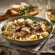 B&oelig;uf Stroganoff : Recette traditionnelle et sauce velout&eacute;e