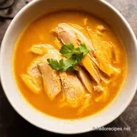 Dak Gomtang Ma Soupe de Poulet Cor&eacute;enne R&eacute;confortante